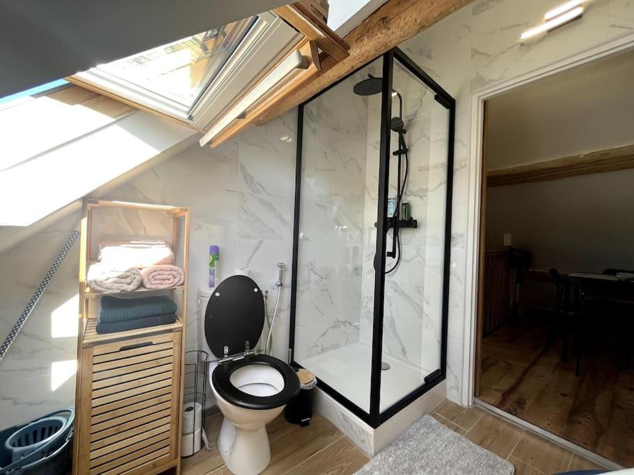 Montcourt-FromonvilleClimber'S Loft With Netflixアパートメント エクステリア 写真
