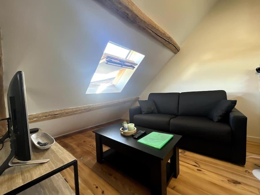 Montcourt-FromonvilleClimber'S Loft With Netflixアパートメント エクステリア 写真